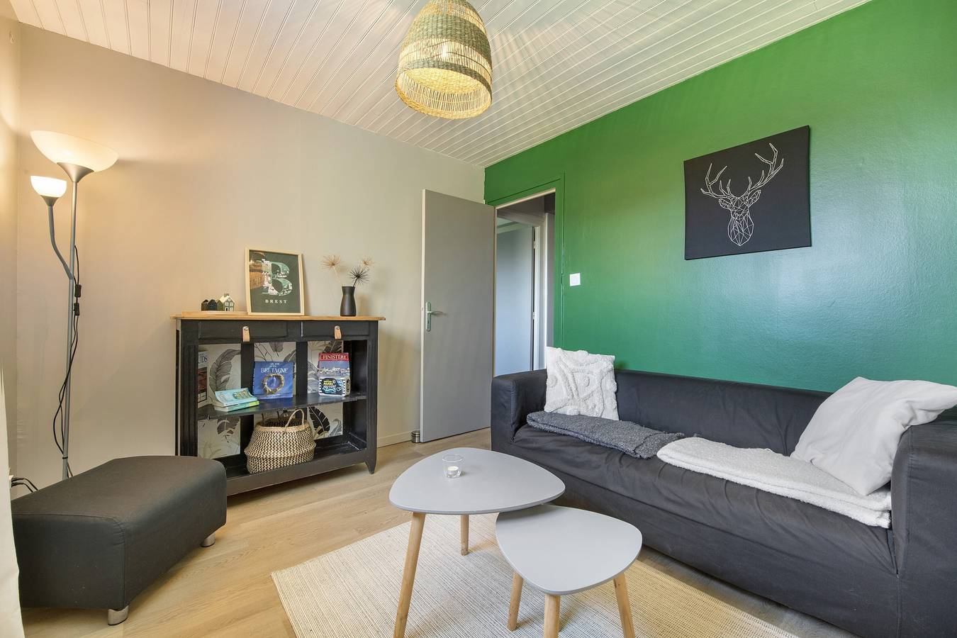 Apartment Near the Sea: Ty Hent Ar Mor in Kerlouan, Brest region