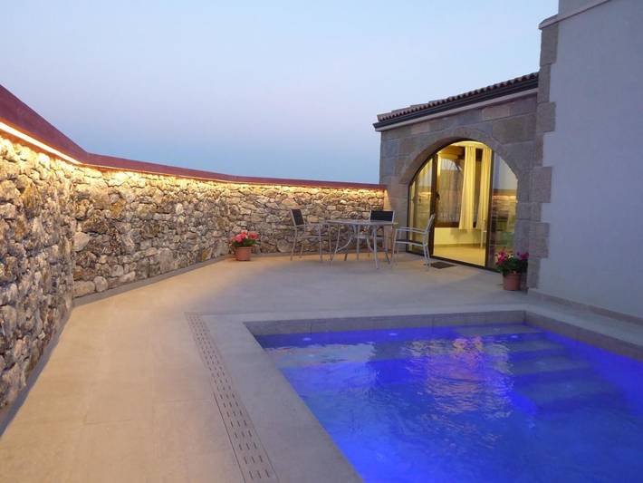 Casa rural para 5 personas, con vistas además de jardín y piscina en Segarra - 2