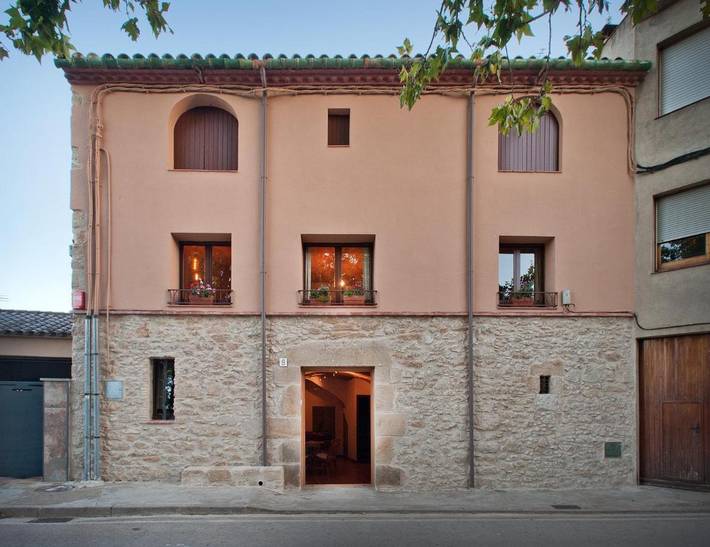 Casa rural para 12 personas, con Balcón y Terraza además de Jardín y Piscina en Lladó - 3