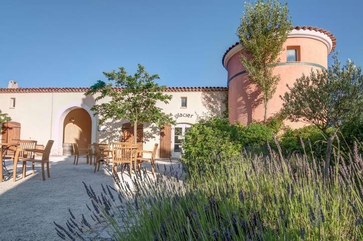 Parc de vacances pour 4 personnes, avec balcon et piscine, adapté aux familles en Ardèche - 2