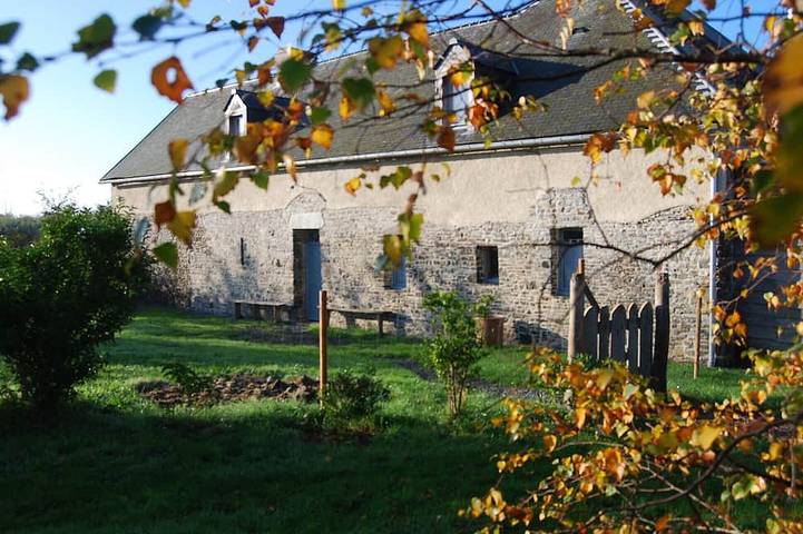Gîte pour 6 personnes, avec jardin et terrasse, animaux acceptés