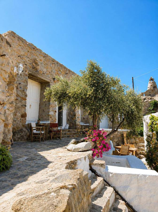 Artemis Cottage Authentic Mykonian Stone House near Super Paradise in Platis Gialos, Mykonos