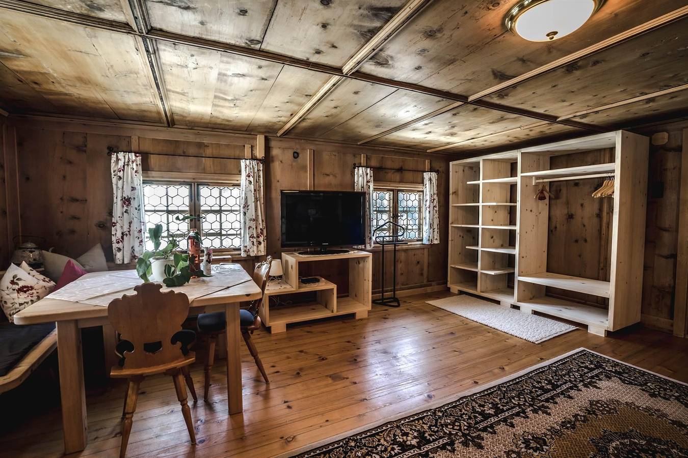 Ganze Ferienwohnung, Suite, Dusche, Wc, 1 Schlafraum, sep. Wohnraum in Gaschurn, Gaschurn und Umgebung