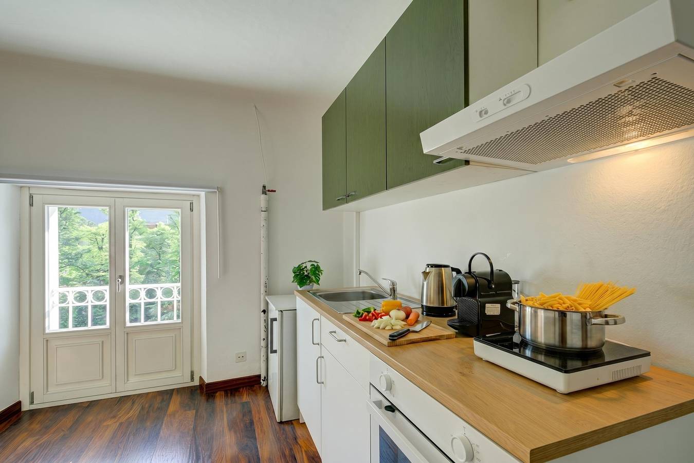 Ganze Wohnung, Maroggia Apt 1 Near The Lake in Luganersee