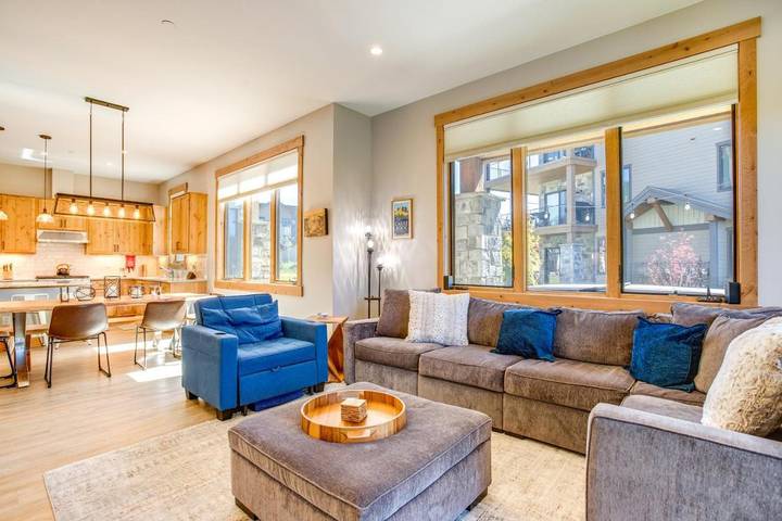 Ferienhaus für 8 Personen, mit Terrasse und Whirlpool - 1