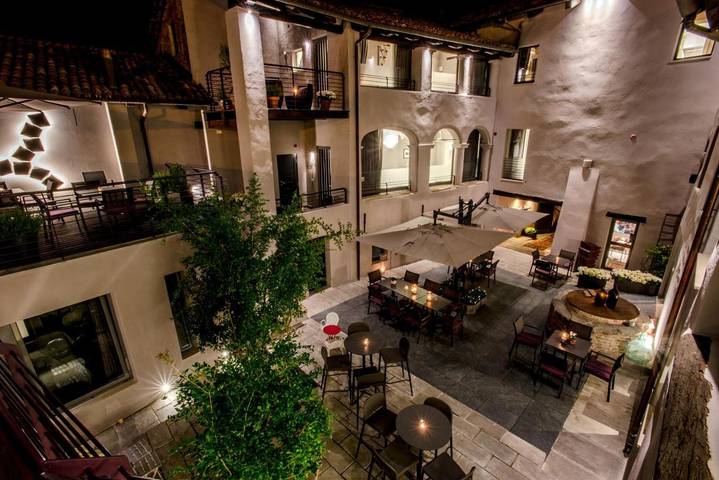 Chambre d’hôte pour 2 personnes, avec jardin, animaux acceptés à La Morra - 2