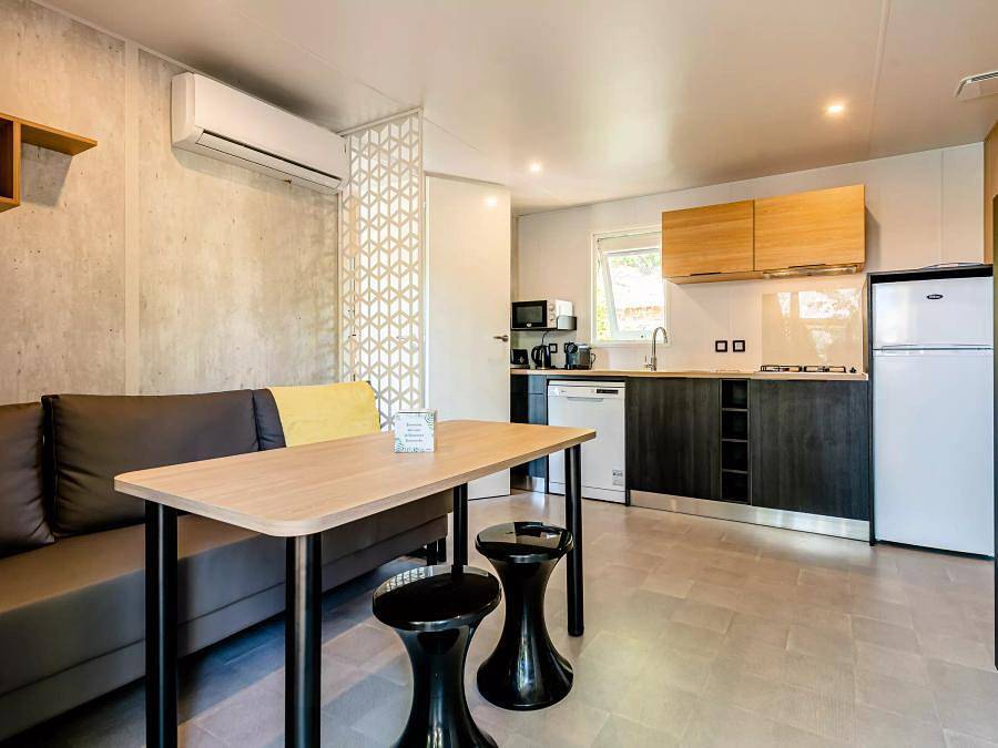 Camping Domaine Les Oréades - Mobilhome 4 personnes - Cabane de pêcheur 3 Pièces 4 Personnes Climatisé + Tv in Sanguinet, Côte d’Argent