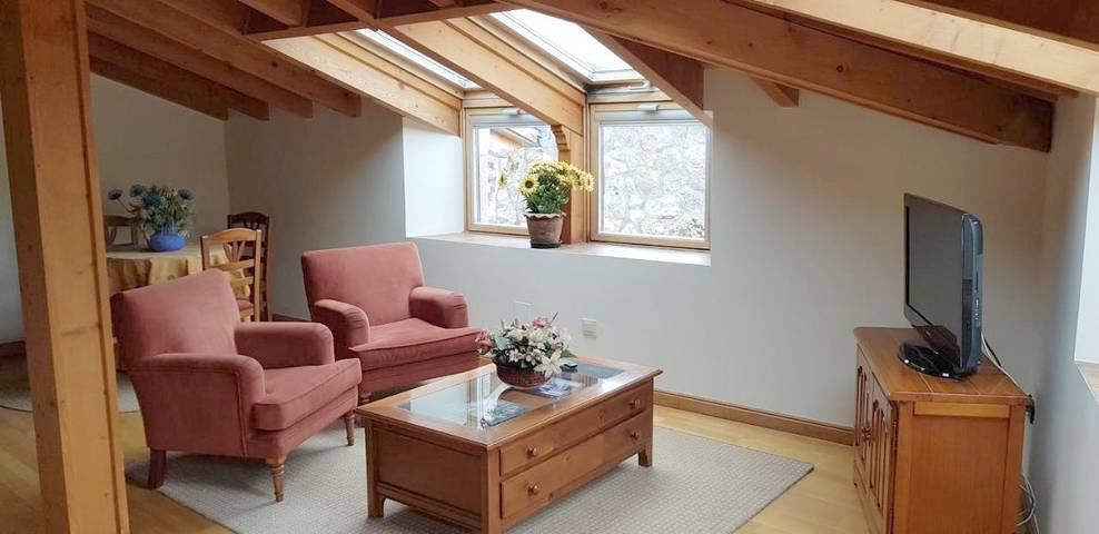 Casa rural para 6 personas, con vistas en Hoyos del Espino - 4