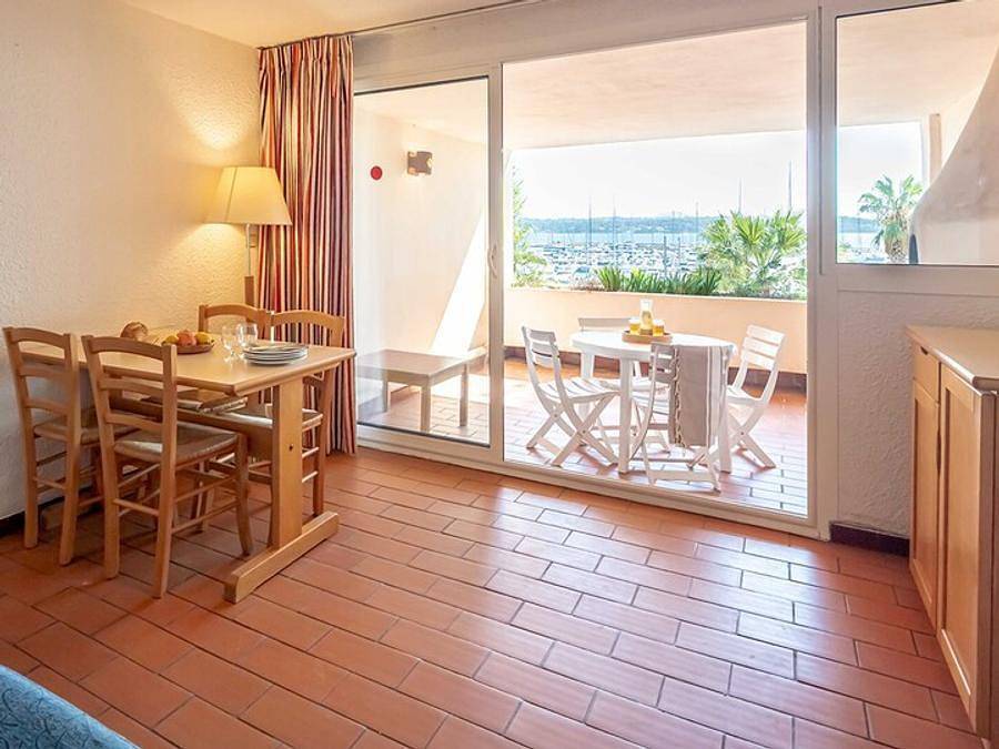 Pierre & Vacances Résidence Louis Lumière - Studio 4 personnes - 1 coin nuit in Bandol, Région de Toulon