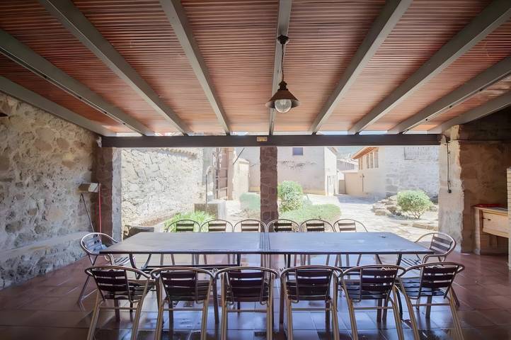 Maison de campagne pour 24 personnes, avec jardin ainsi que balcon et bassin pour enfant, adapté aux familles - 1