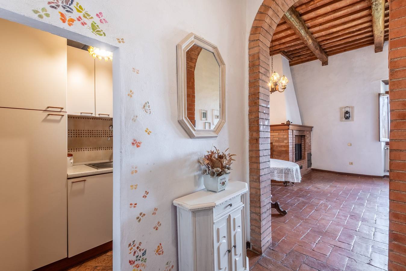 Ganze Wohnung, Apartment 'Romantico' – Aufenthalt auf dem Bauernhof mit Blick auf Siena in Monteroni d'Arbia, Siena Provinz