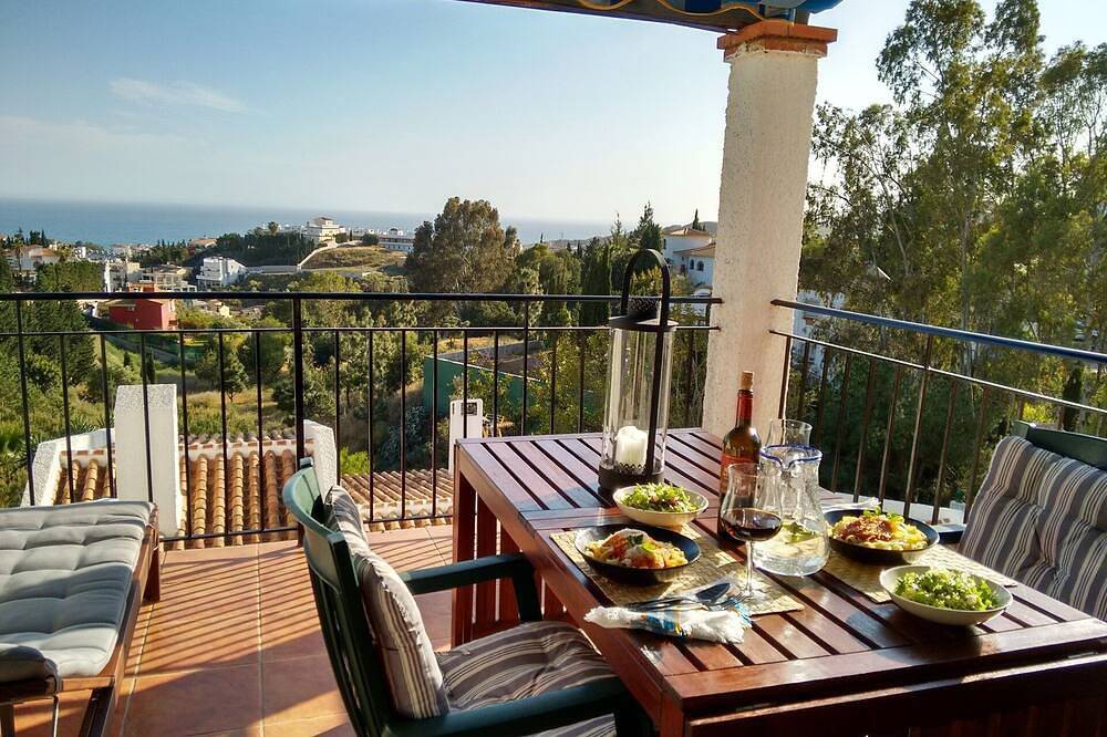 Geheel appartement, Appartement met zonneterras en uitzicht op zee in Rincón de la Victoria, Costa del Sol