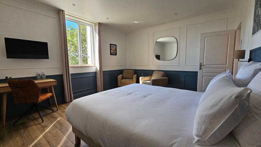Chambre d’hôte pour 6 personnes, avec vue et terrasse