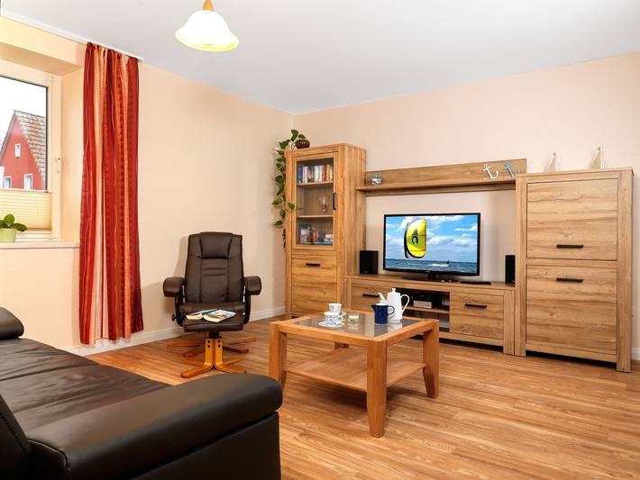Ganze Wohnung, Ferienwohnung Erika mit großem Garten nahe dem Strand von Gollwitz in Gollwitz, Nordwestmecklenburg (Wismar und Umgebung)