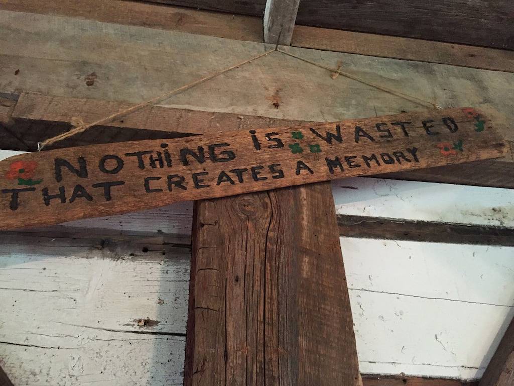 Cabin rental near Cedar Point, Lake Erie, with Hot Tub, Campfire Pit, Gas Grill in Sandusky County