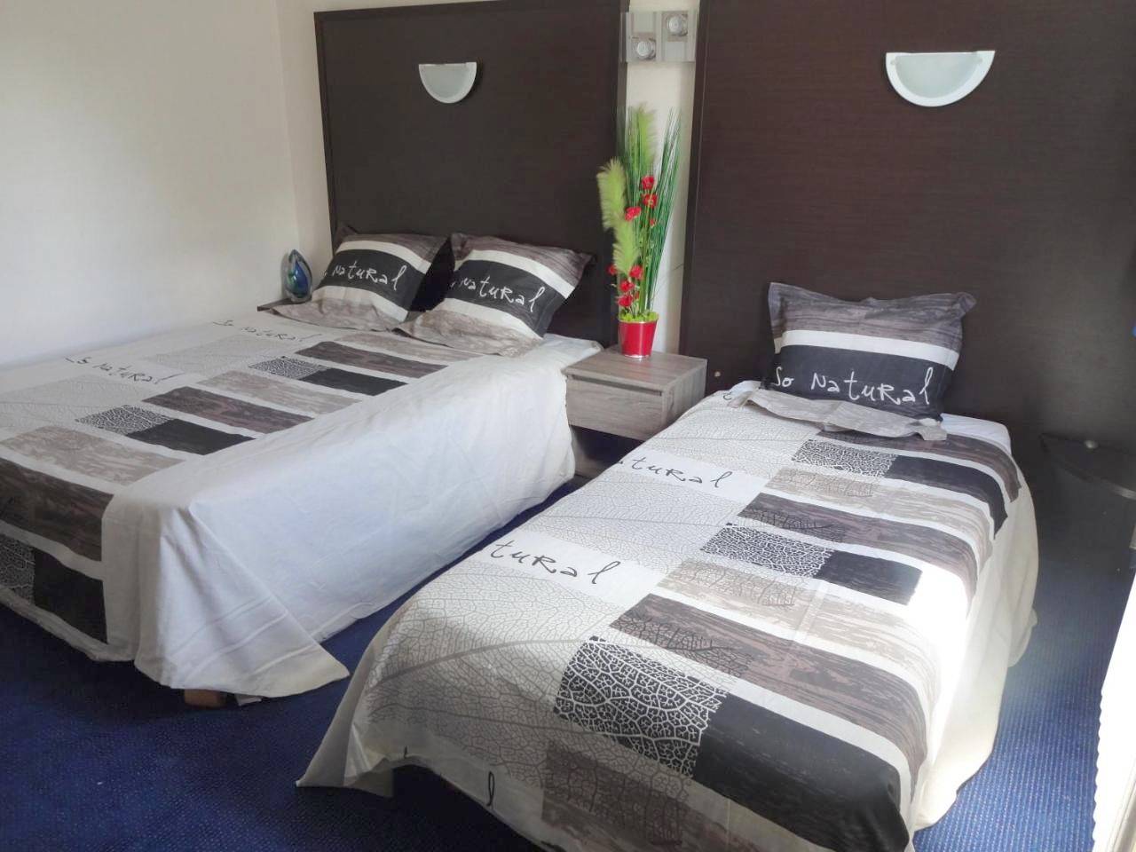 Twin Room in Autun, Région d'Autun