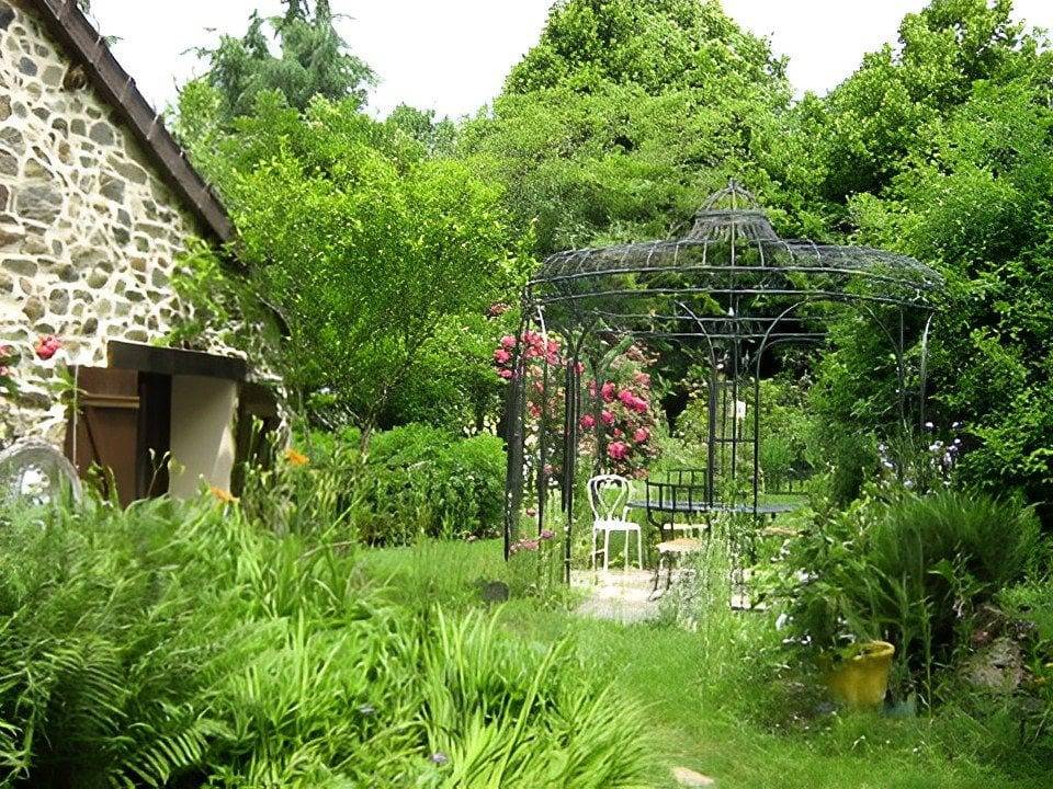 Le Jardin de la Forge - Chambre Bleuet in Saint-Hilaire-Bonneval, Région de Limoges