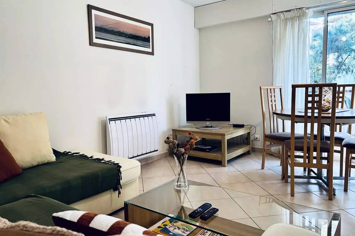 Entire apartment, Apartments for 5 Persons in Lake Hossegor, Hossegor