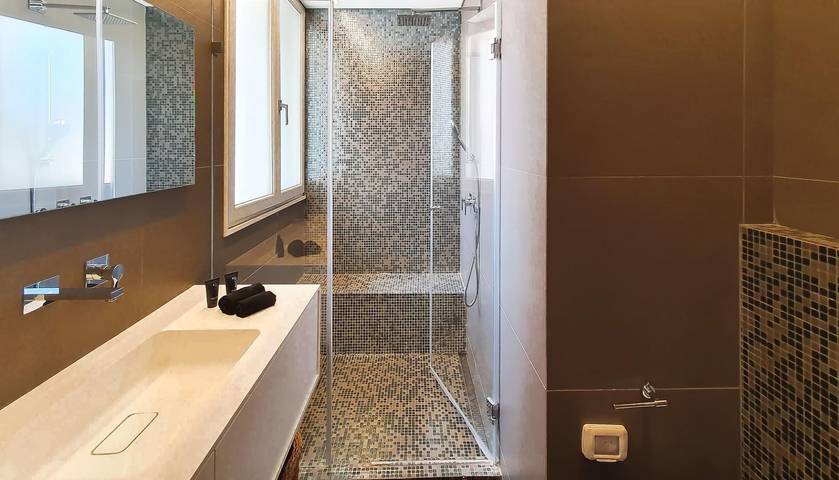Ganze Wohnung, Pines Belle in Tel Aviv-Yafo in Tel Aviv, Bezirk Tel Aviv