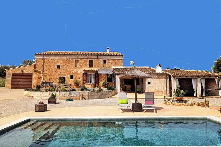 Finca für 4 Personen, mit Garten und Terrasse in Santa Margalida