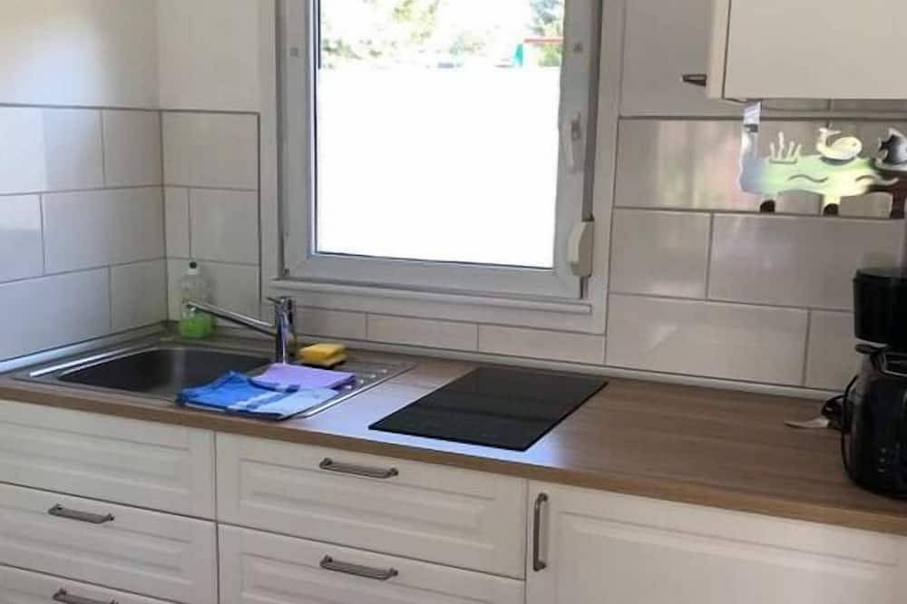 Ganze Wohnung, Bungalow im Spreewald mit Terrasse und Rasen in Jessern, Schwielochsee