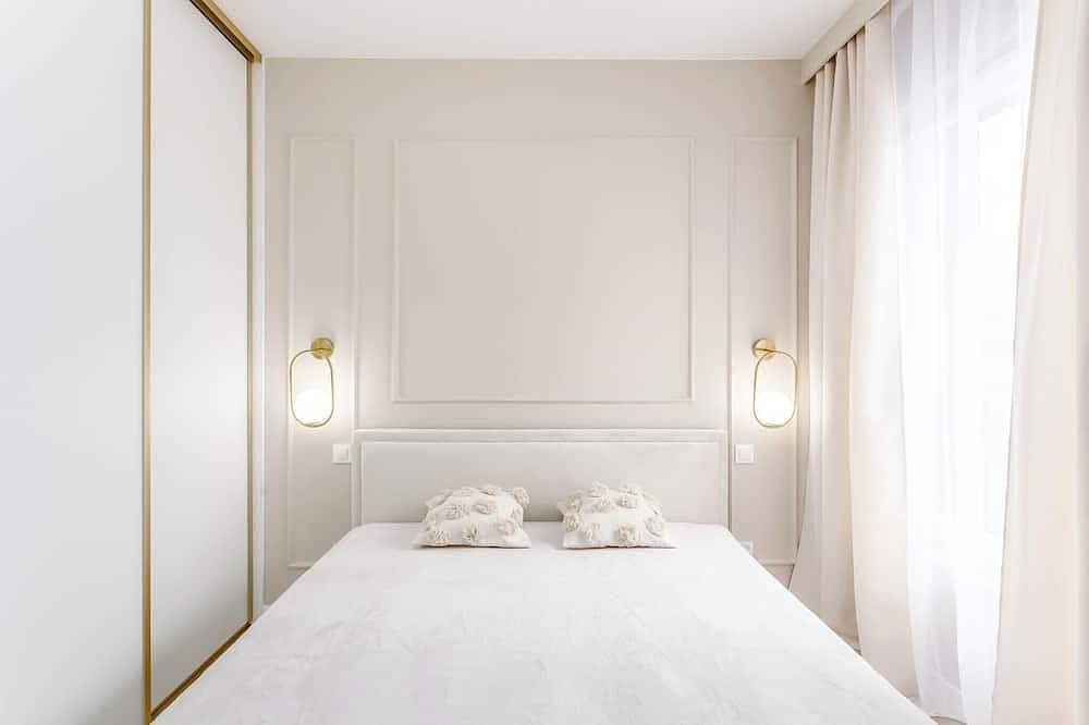 Apartamento entero, Jacuzzi Haven in Warsaw •Private Terrace & free Parking • High-speed Wifi in Targówek, Varsovia