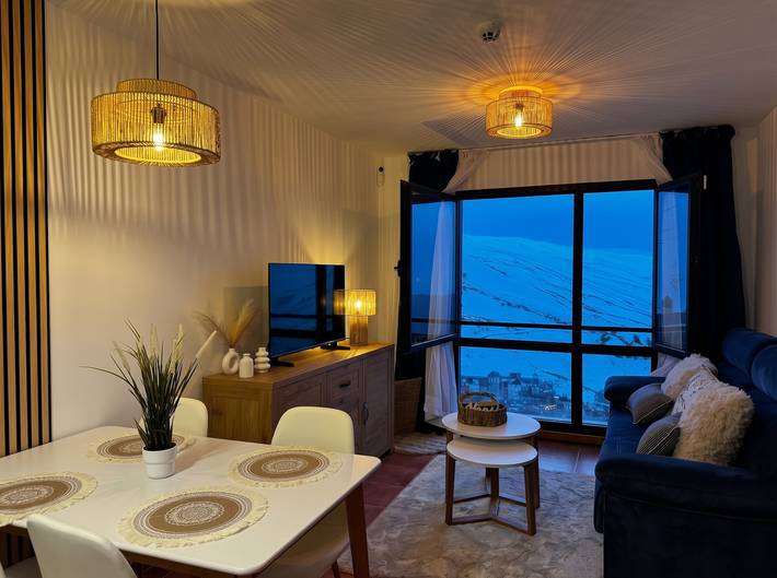 Entire apartment, Cozy Apartment with Mountain View in Sierra Nevada Ski Resort, Monachil