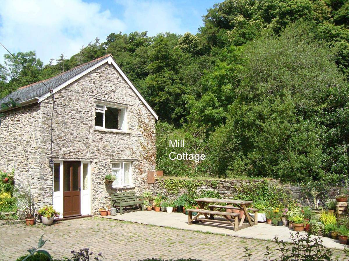 Three-Bedroom House in Slapton, South Devon