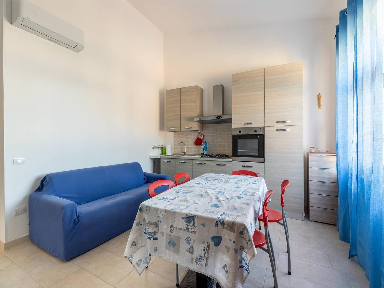 Apartamento entero, Terraza con vistas al mar, plaza de aparcamiento, aire acondicionado in Castelsardo, Provincia de Sassari