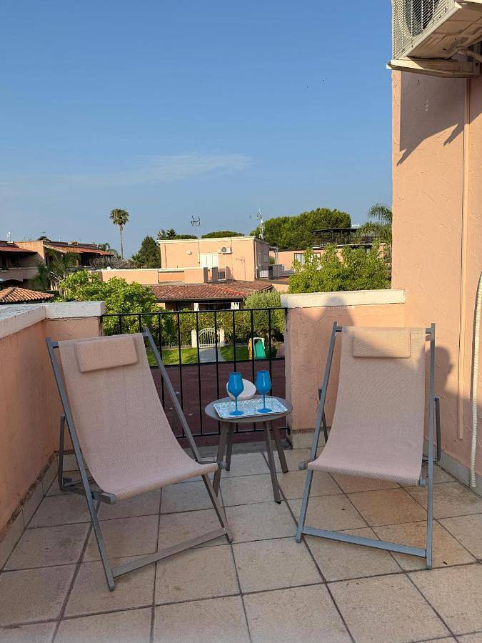 Casa vacanza per 4 persone, con piscina e balcone a Tonnarella