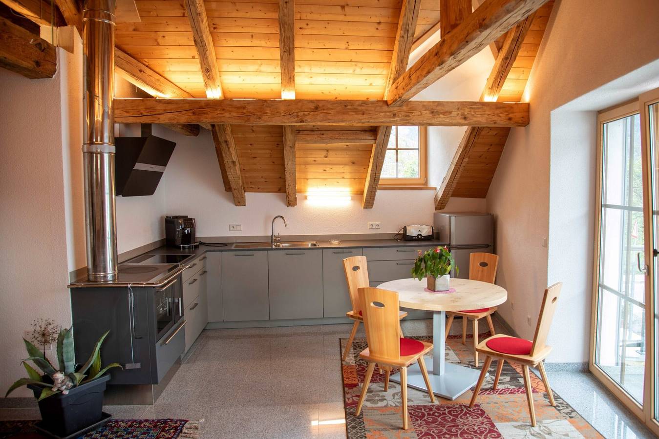 Ganze Wohnung, Ferienwohnung 'Mulino Glurns' mit Bergblick, privater Terrasse und Gemeinschaftsgarten in Glurns, Nationalpark Stilfser Joch