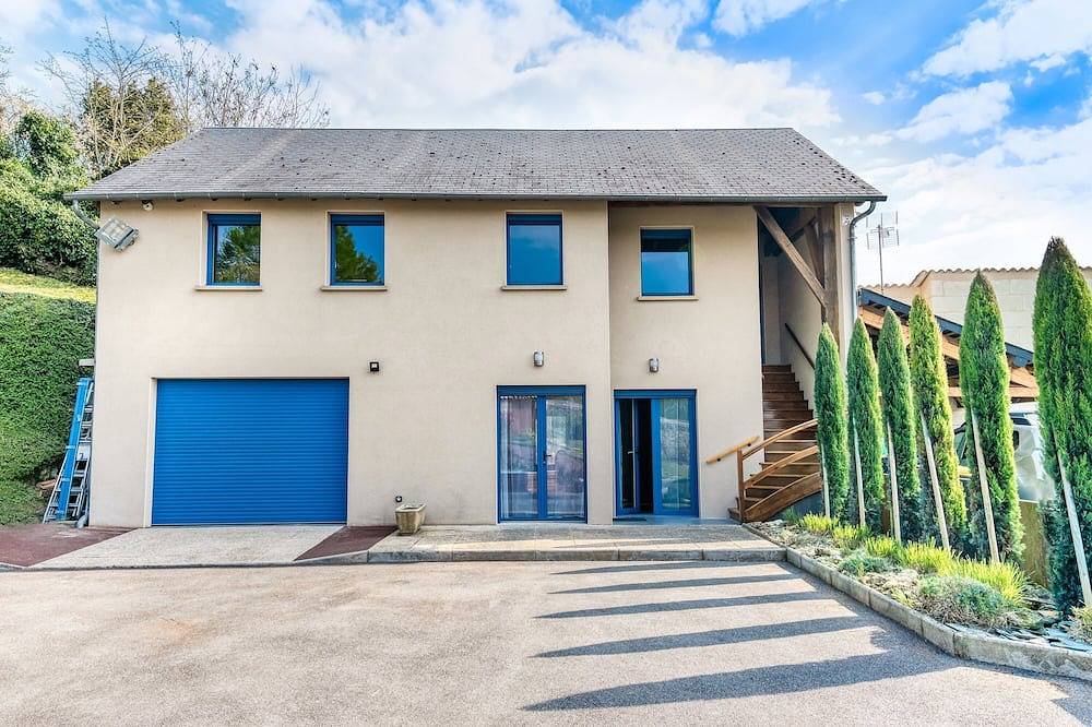 Apartamento entero, Gîte Ruelle aux Vaches - Appt avec piscine partagée in Montreuil-Bellay, Valle del Loira