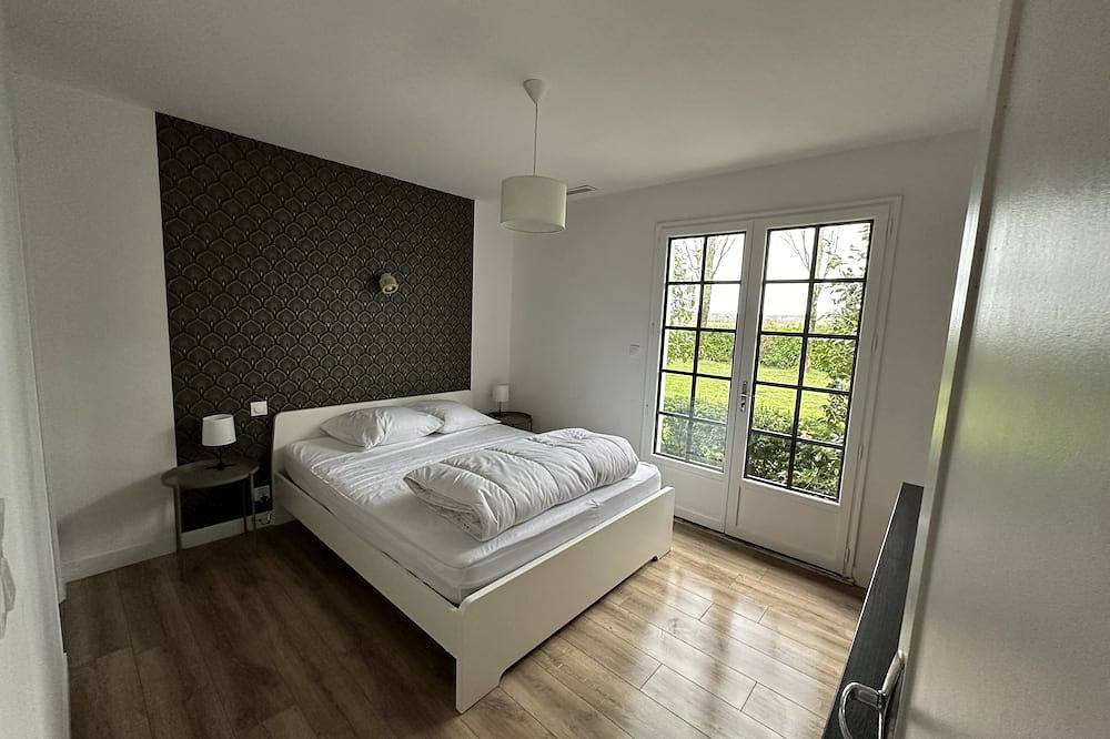 Maison en campagne aux portes d Ancenis avec piscine et grand jardin in Saint-Herblon, Vallée de la Loire