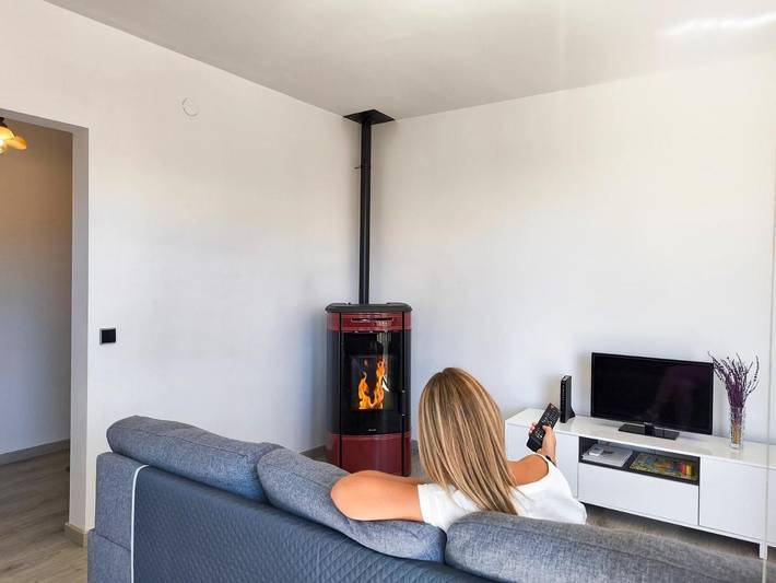 Casa rural con piscina para 6 personas, con vistas además de terraza y piscina en Berguedà - 2