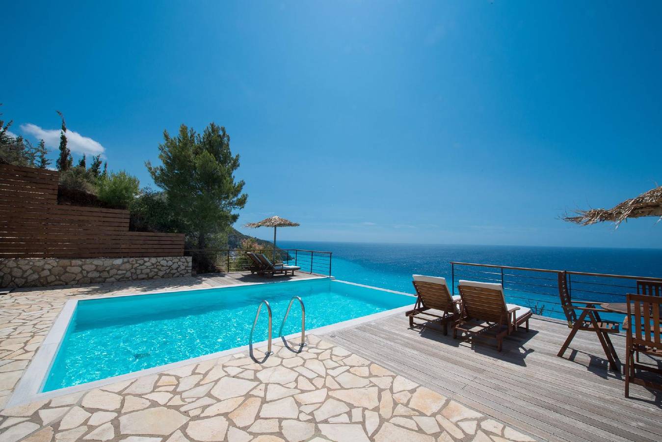 Schönes Haus in Lefkada mit privatem Pool und malerischer Aussicht in Agios Nikitas, Griechenland