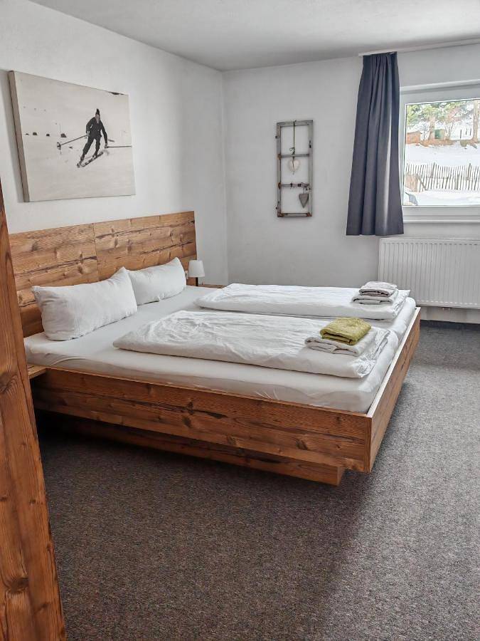 Ferienwohnung für 10 Personen, mit Garten und Ausblick in Berwang - 3