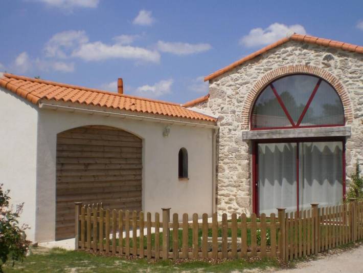Gîte pour 6 personnes, avec Terrasse et Jardin
