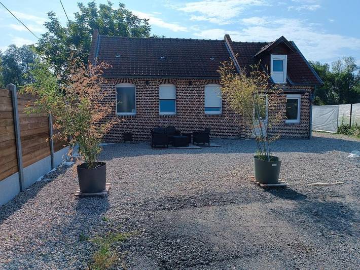 Location de vacances pour 4 personnes, avec Terrasse dans Lécluse