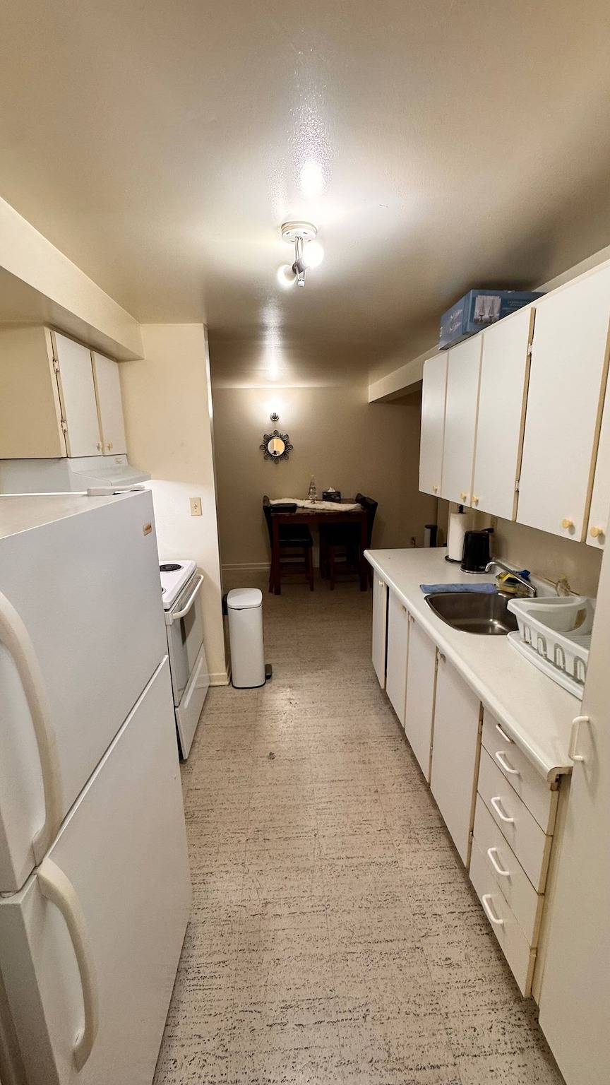 Entire apartment, Cozy One-Bedroom Apartment In East Windsor in Windsor (Ontario), Lake St. Clair (Canada)