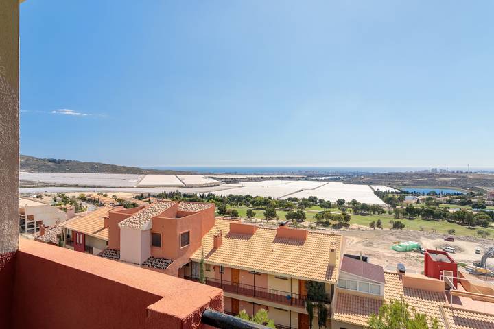 Apartamento entero, Apartamento 'El Mirador' con vistas al mar, Wi-Fi y aire acondicionado in Muchamiel, Costa Blanca