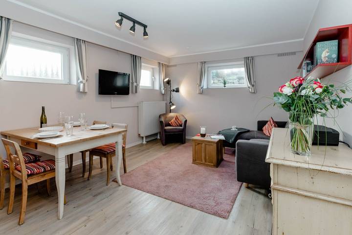 Ganze Wohnung, Fast am Meer    bezahlbar    im Herzen von Westerland in Westerland, Sylt (Gemeinde)