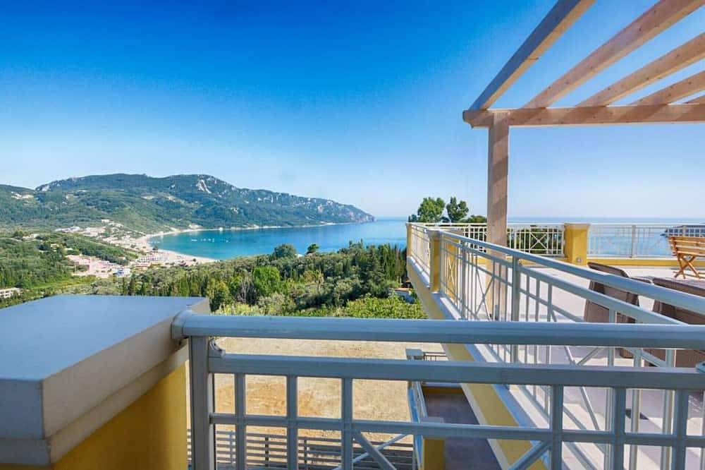 Ganze Wohnung, Villa Sofia, Penthouse, mit herrlicher Aussicht in Agios Georgios, Korfu