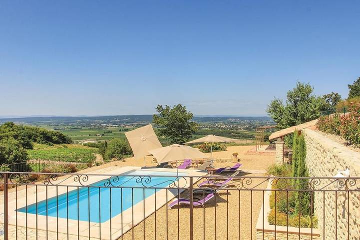 Location de vacances pour 10 personnes, avec jardin à Cairanne - 3