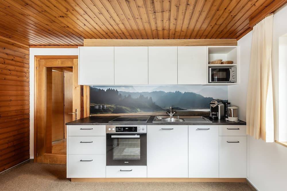 Ferienhaus Alpenflora - Appartement Alpenflora in Mellau, Bregenzerwoud