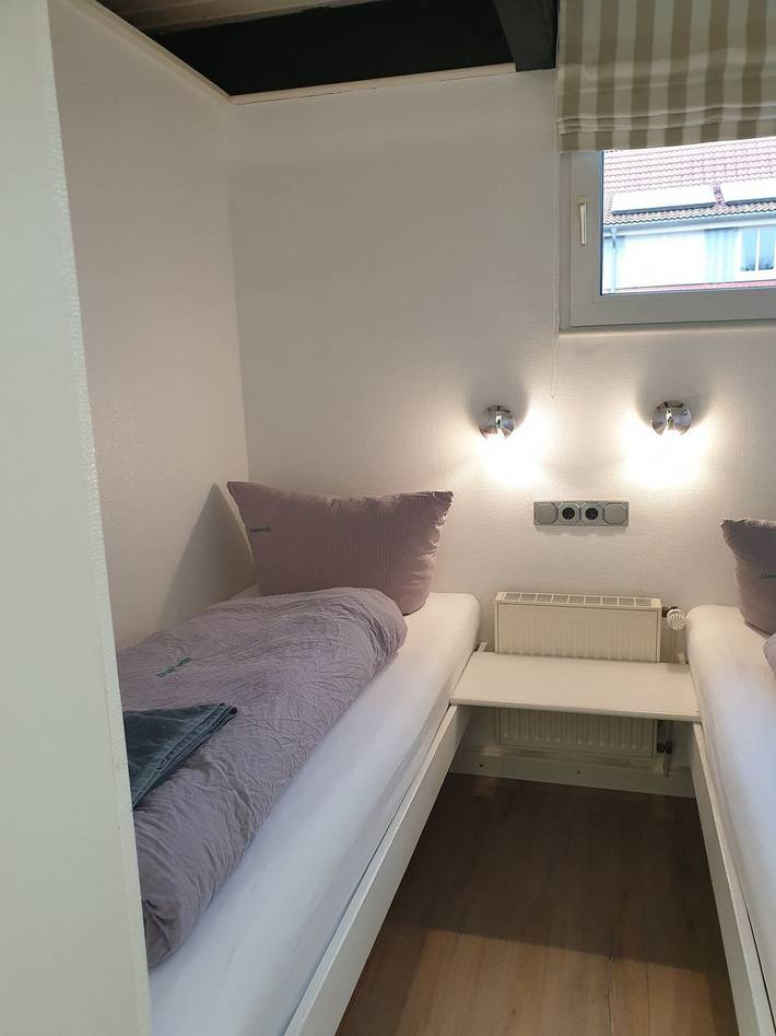 Ganze Wohnung, Kleines kuscheliges Appartement mit Terrasse in zentraler Lage ☀ in Nordseebad Spiekeroog, Spiekeroog