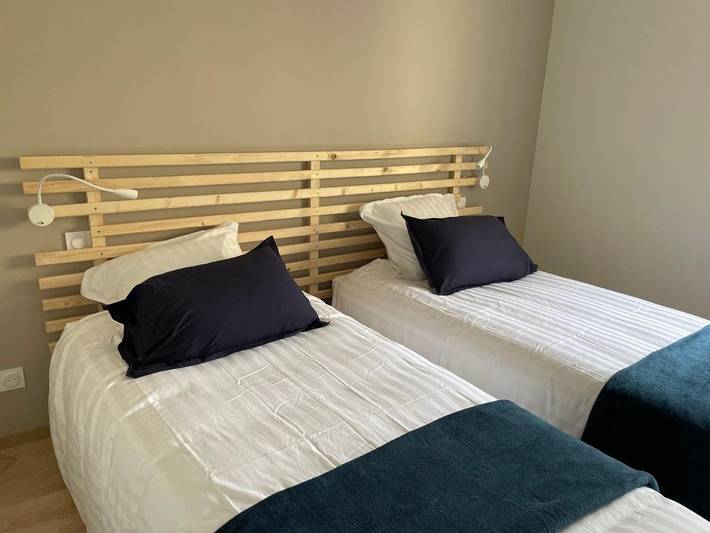 Location de vacances pour 2 personnes, avec terrasse et jardin ainsi que jacuzzi et piscine, animaux acceptés à Coulaines - 2