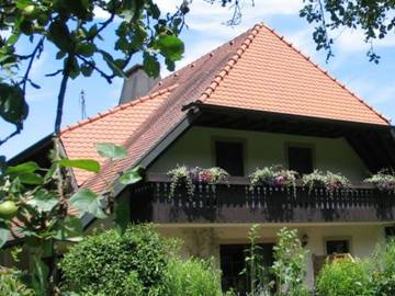 Ferienwohnung für 5 Personen, mit Garten in Horben