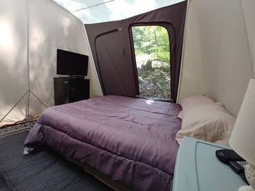 Camping for 4 Guests in Hudson Valley, New York State, Picture 3