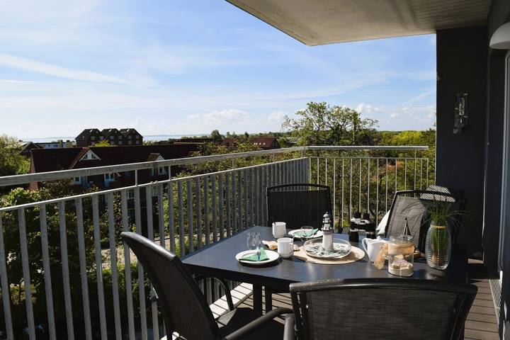 Ferienwohnung für 2 Personen, mit Sauna und Ausblick sowie Balkon, mit Haustier in Schillig