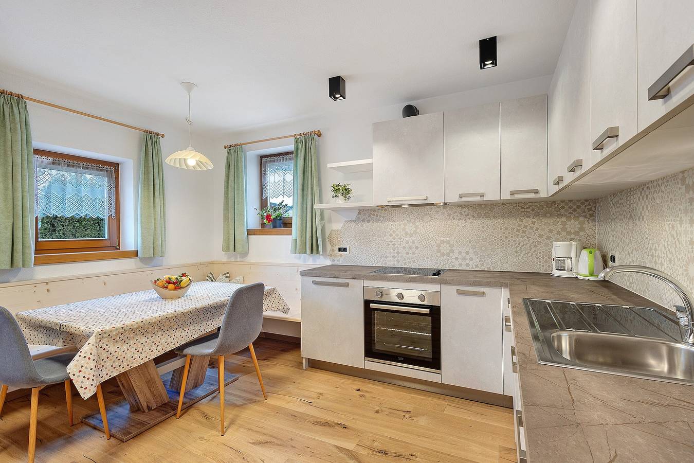 Appartamento intero, Appartamento "Bergsteiger" con giardino comune e Wi-Fi in San Martino in Badia, Dolomiti Superski